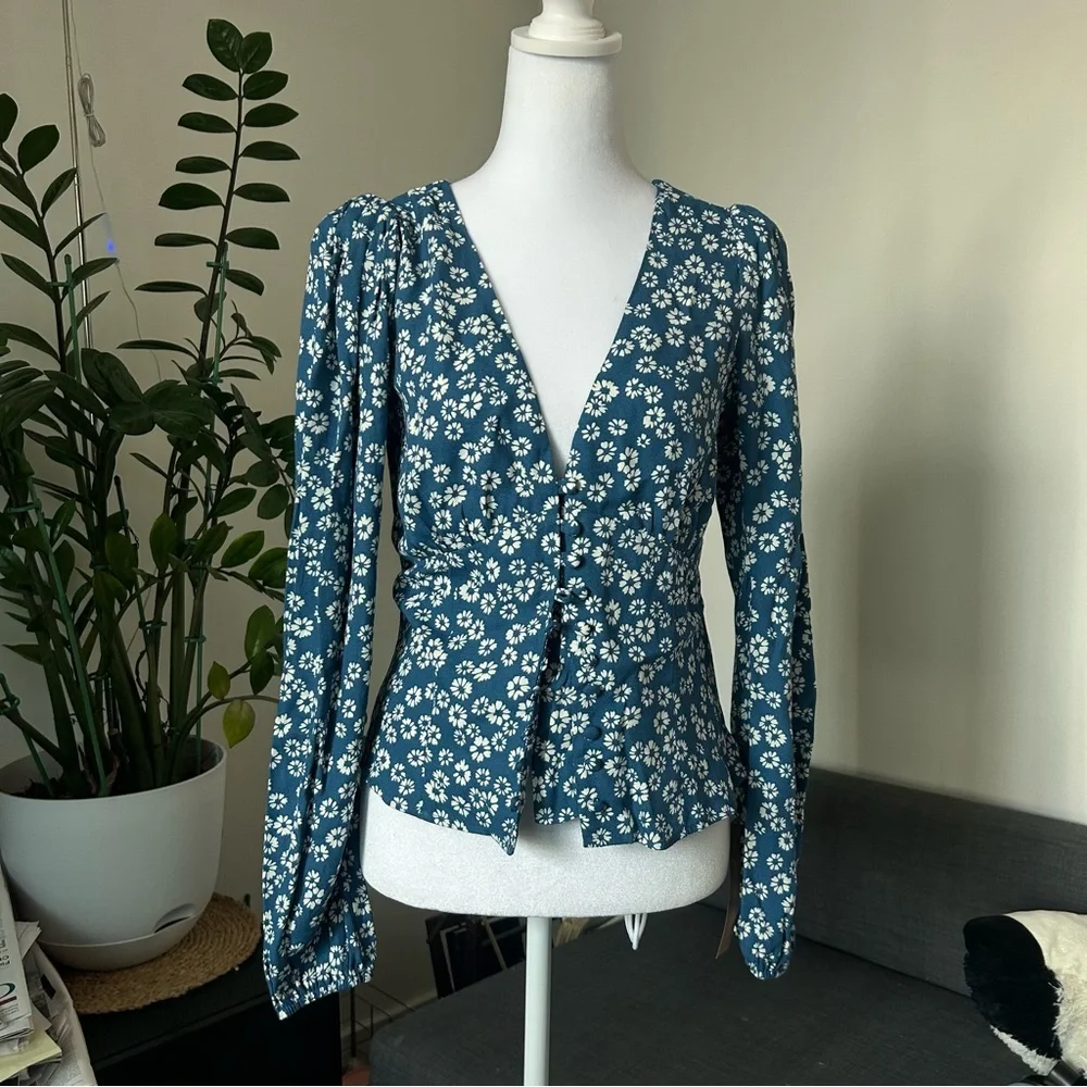 Nell Top in Dana Print - Picture 4 of 11